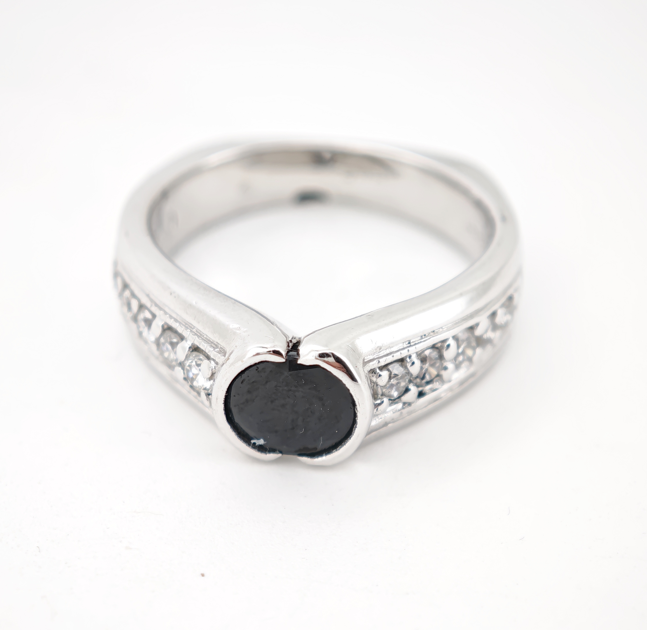 inel aur 14k safir si diamante
