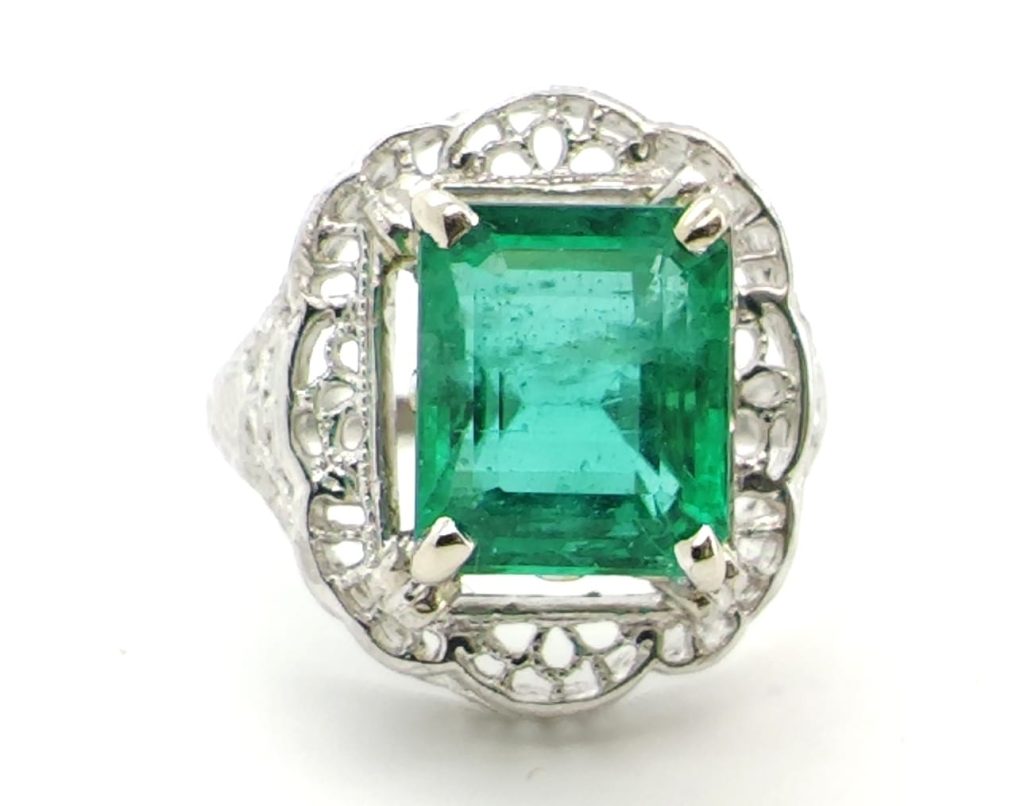 Inel platina cu Smarald  3,7ct