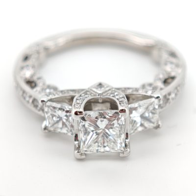 inel 14k cu diamante 3ct unlike any other!