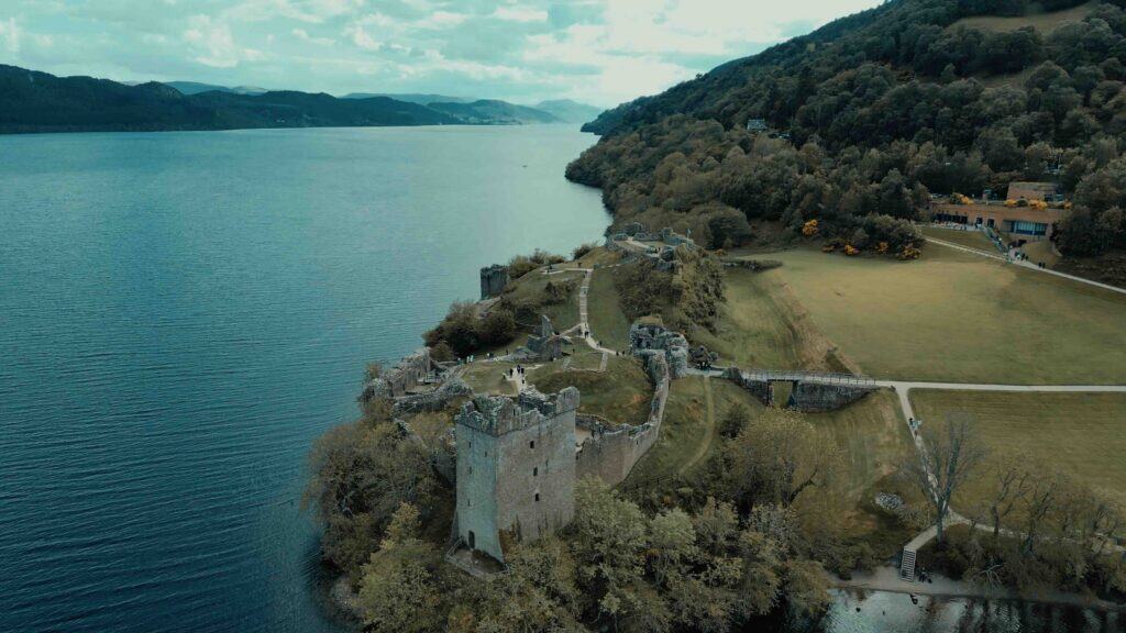Lochness - Castle