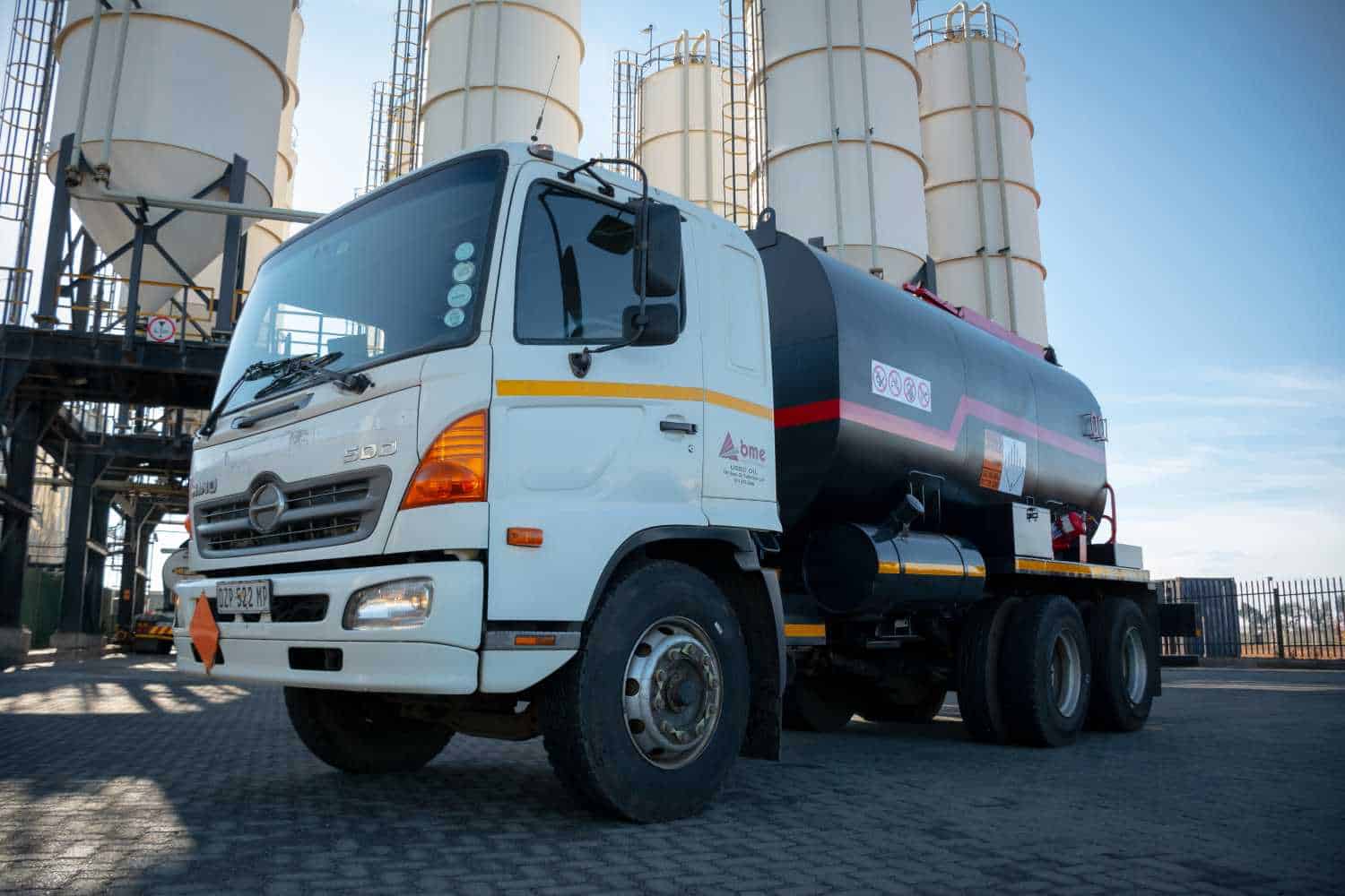 Expanding BME's African Presence: Sustainability and Local Partnerships at the Forefront 3 BMEs Used Oil Truck collects Used Oil from Customers 1 2
