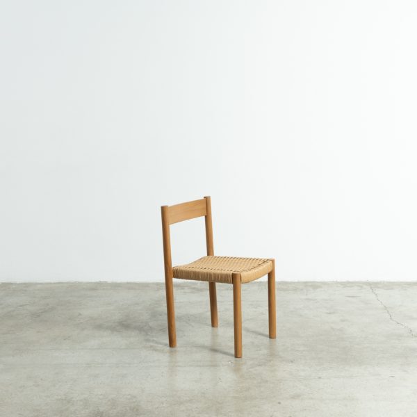 Silla Otto de teca con asiento de danish cord para banquetes de boda y cenas privadas