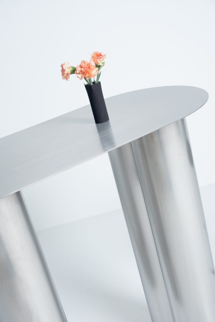 Mesa Nubo Inox de acero inoxidable, de Boca Concept
