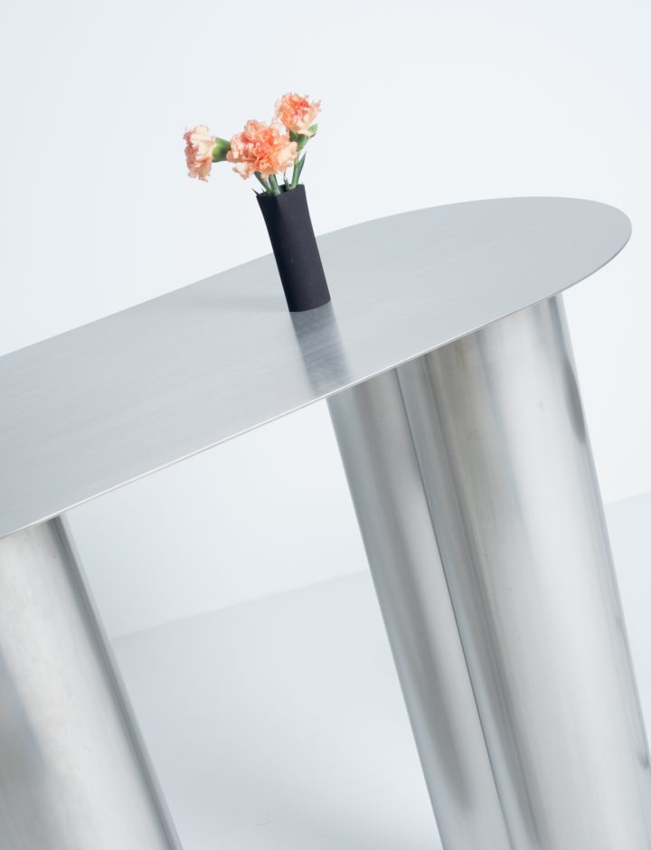 Mesa Nubo Inox de acero inoxidable, de Boca Concept
