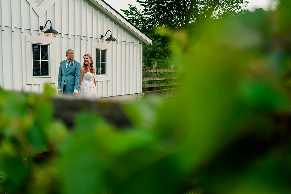 barn-at-copper-creek-creative-foreground-couple-portrait.jpg