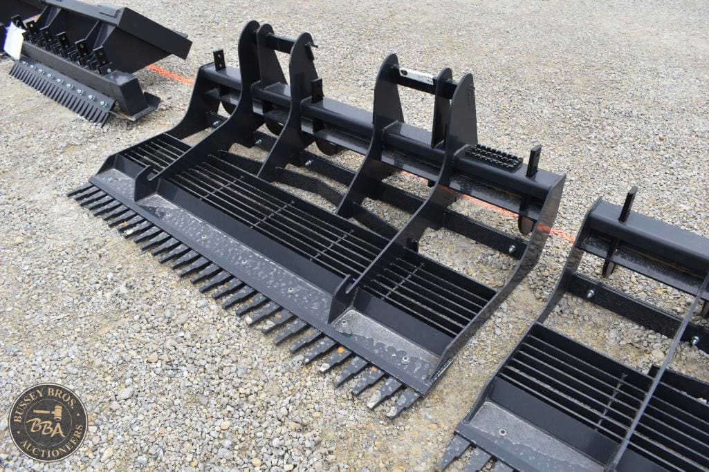 Excavator bucket attachment for heavy machinery, ideal for construction and earthmoving projects.