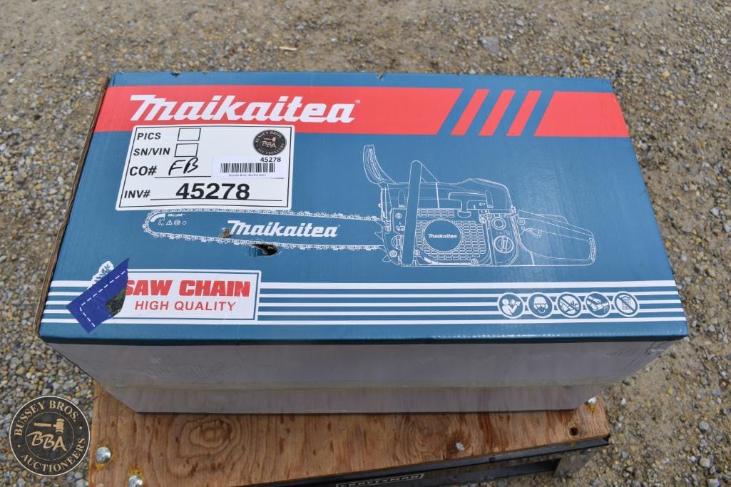Maikaitea chainsaw box for auction, high-quality power tool packaging.