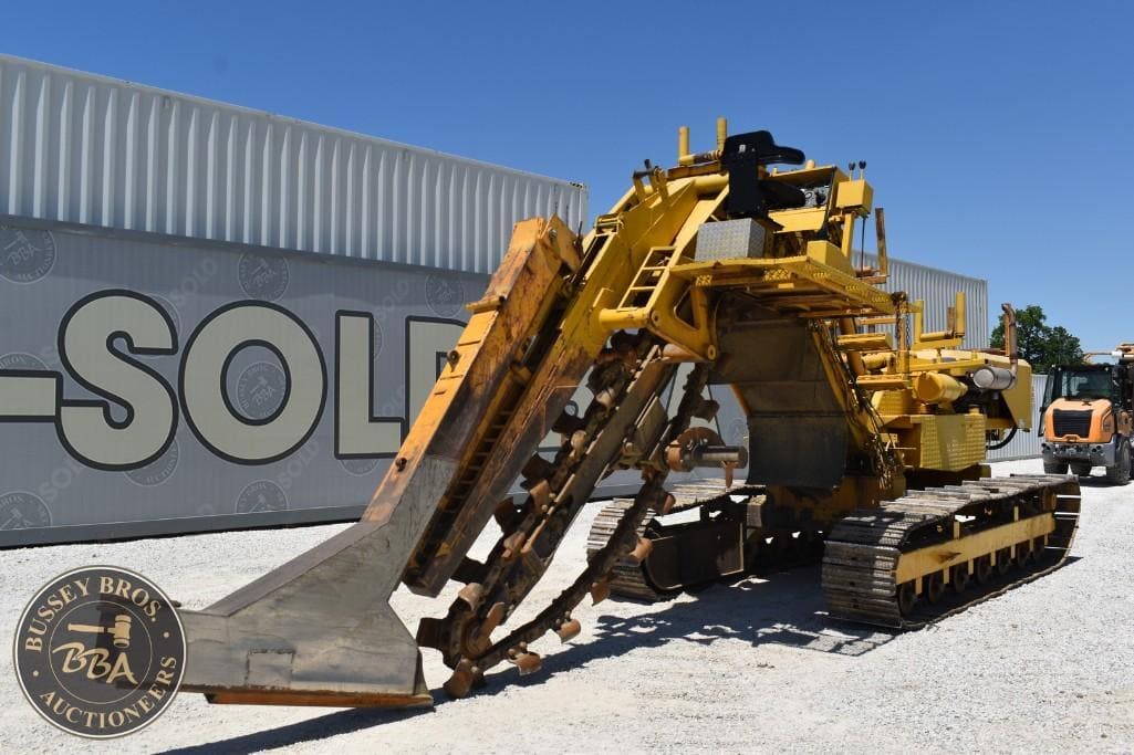 Excavator for sale at Bussey Bros Auctioneers, featuring tracked construction equipment in excellent.