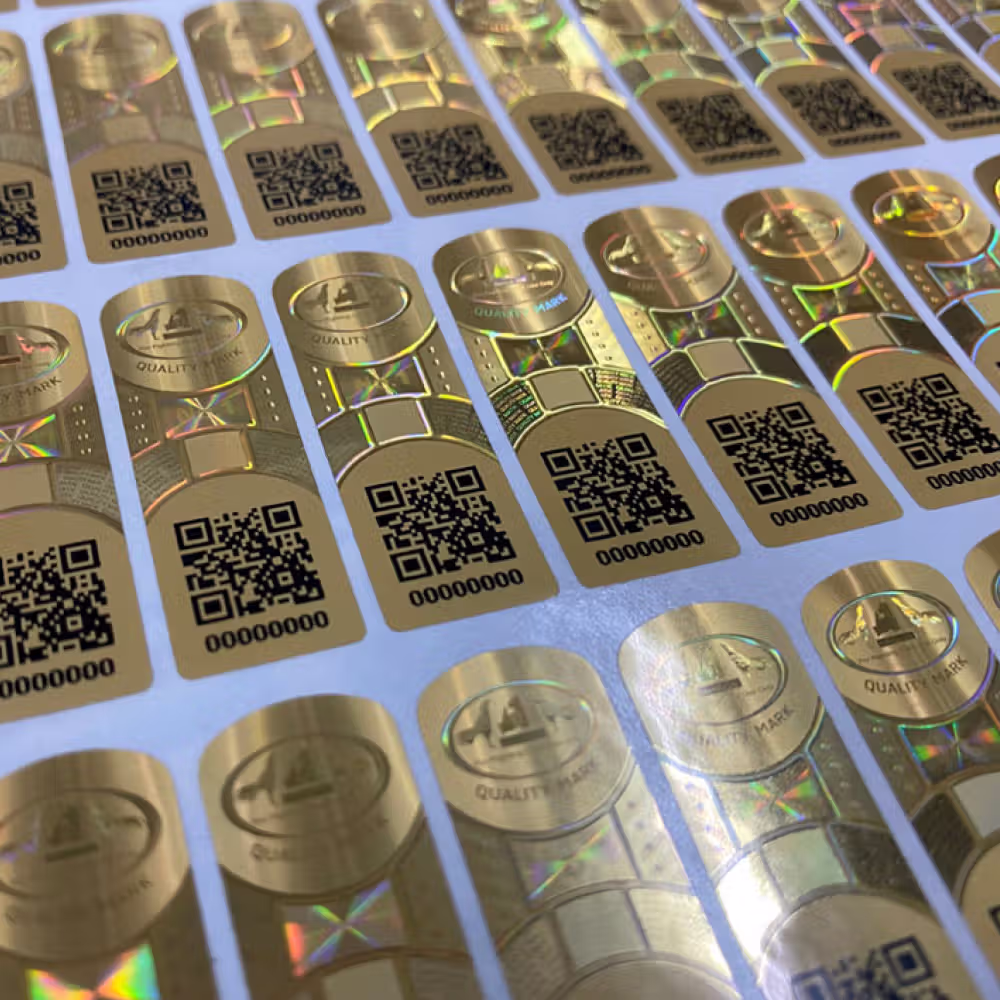 We produce custom 2D gold hologram stickers with unique serial numbers for traceability and 100% protection against counterfeiting.