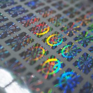 We produce 2D silver anti-counterfeit hologram stickers, meeting international standards. These stickers use a sharp, clear laser refraction system to prevent counterfeiting, enhancing your brand's professional image.