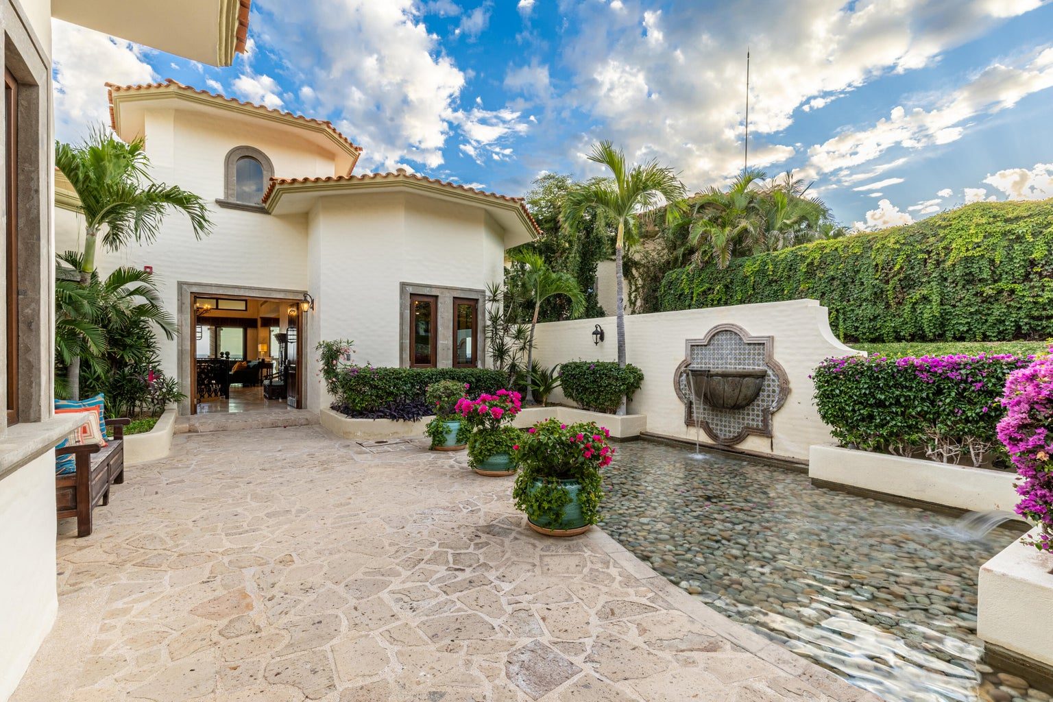 Villa Cisne, Puerta Del Sol 11, Cabo Del Sol – Homes For Sale In Cabo Del Sol Entry Water Feature, Villa Cisne, Puerta Del Sol, Cabo Del Sol