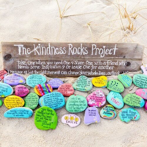 Best Kindness Rocks of Instagram That Will Spark Joy 4 the kindness rocks project