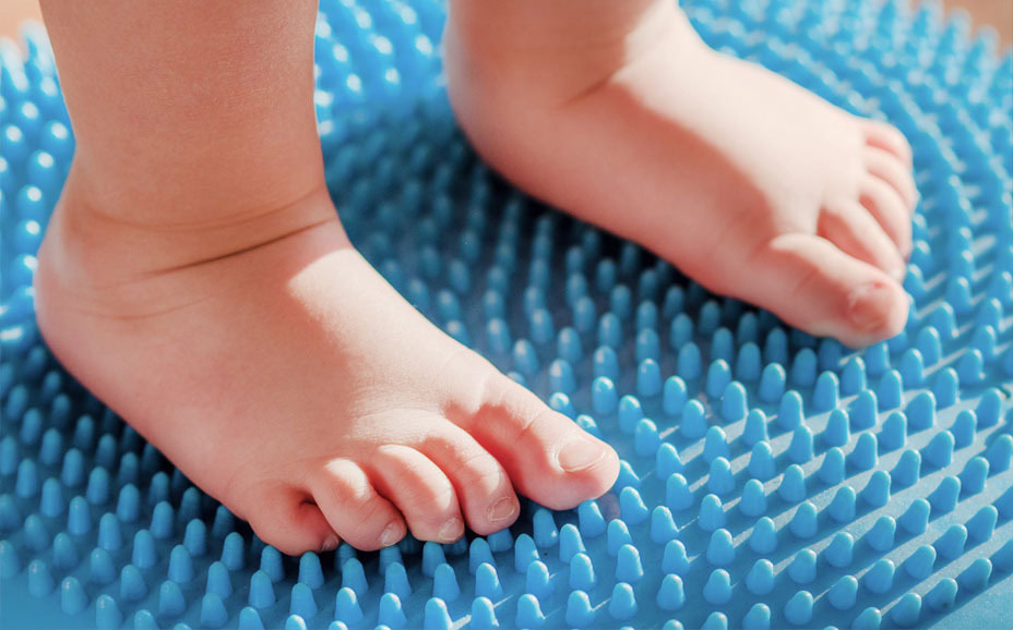 Importancia tacto en desarrollo sensorial ni&ntilde;os