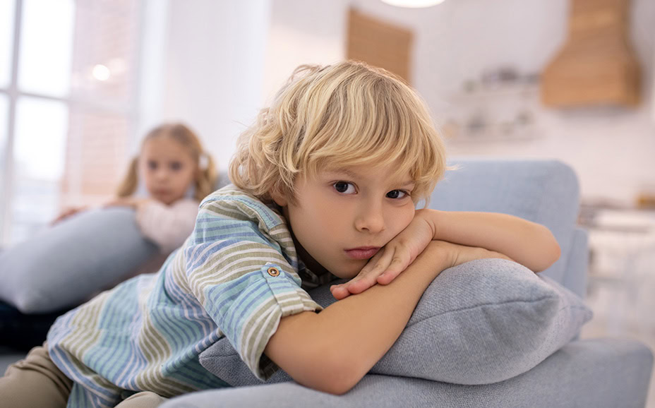 ni&ntilde;os les cuesta relacionarse