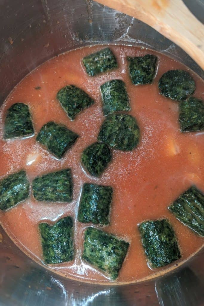 add frozen spinach to soup