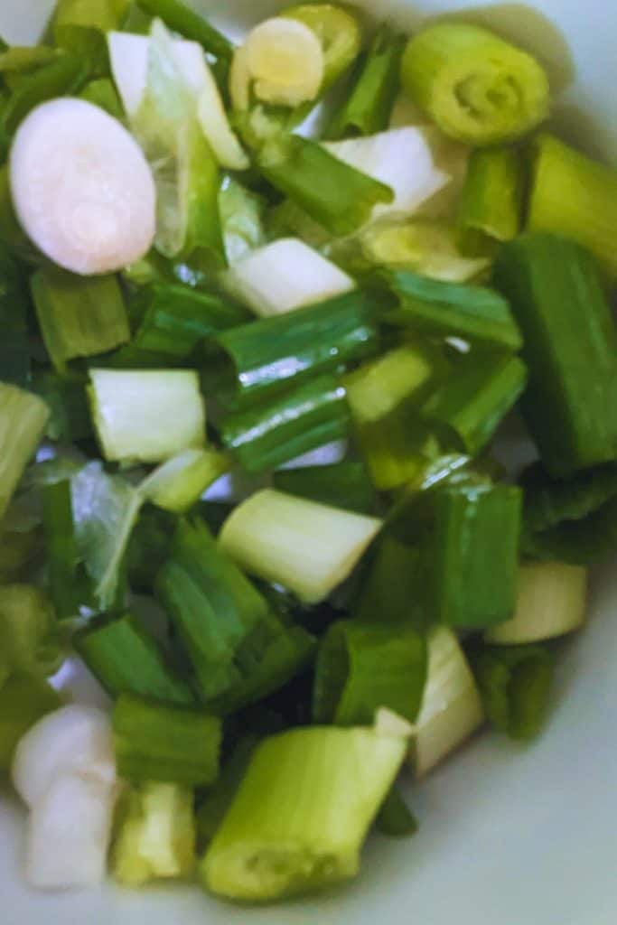 chop green onion