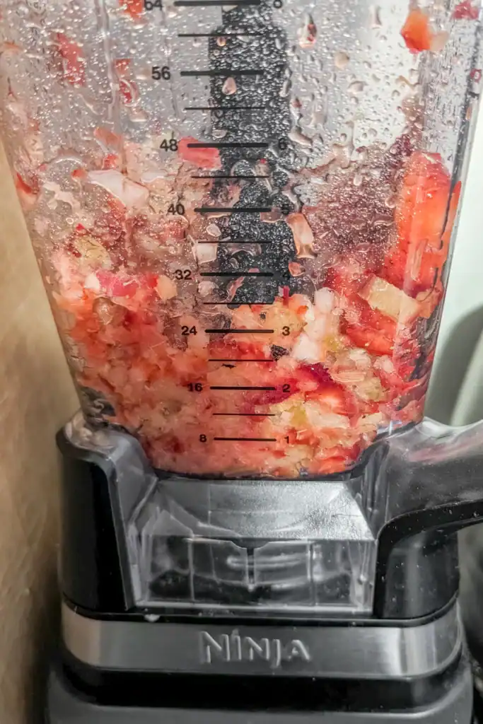 blending-the-ice-cream-base