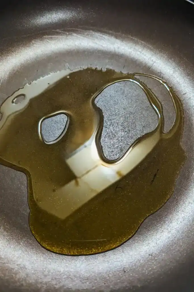 neutral oil in non stick pan