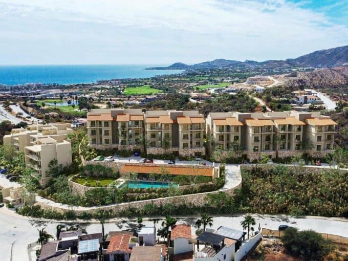 Club Campestre Ocean View Villa Complex With Scenic Golf Course And Coastal Landscape. Perfect For Upscale Living And Leisure.