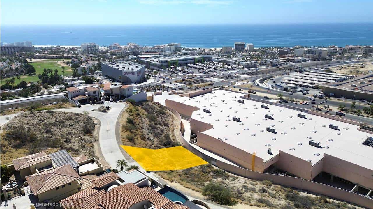 Club Campestre Ocean View Lot With Scenic Golf Course And Coastal Scenery. Perfect For Building Your Dream Home In A Luxurious Community.