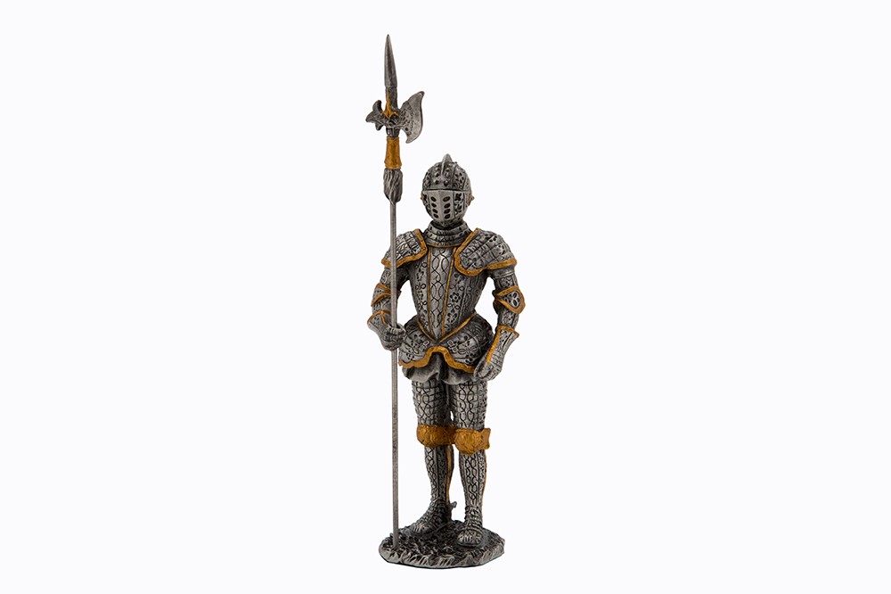 Dal Rossi Pewter WARRIOR -STANDING AND HOLDING GUN(SILVER
