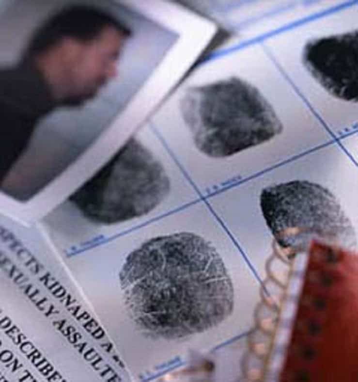 Fingerprint evidence analysis by Darren Chaker - California criminal defense forensics