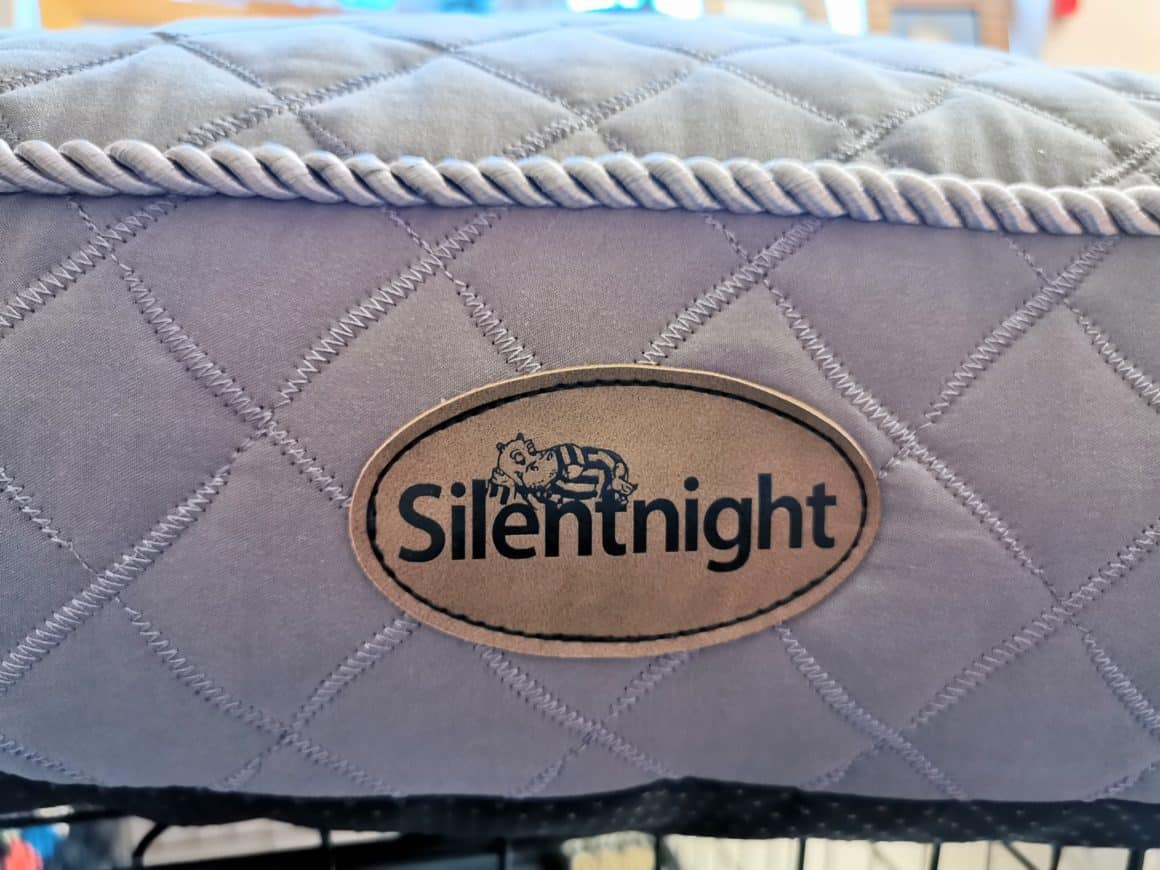 Silentnight Pet bed
