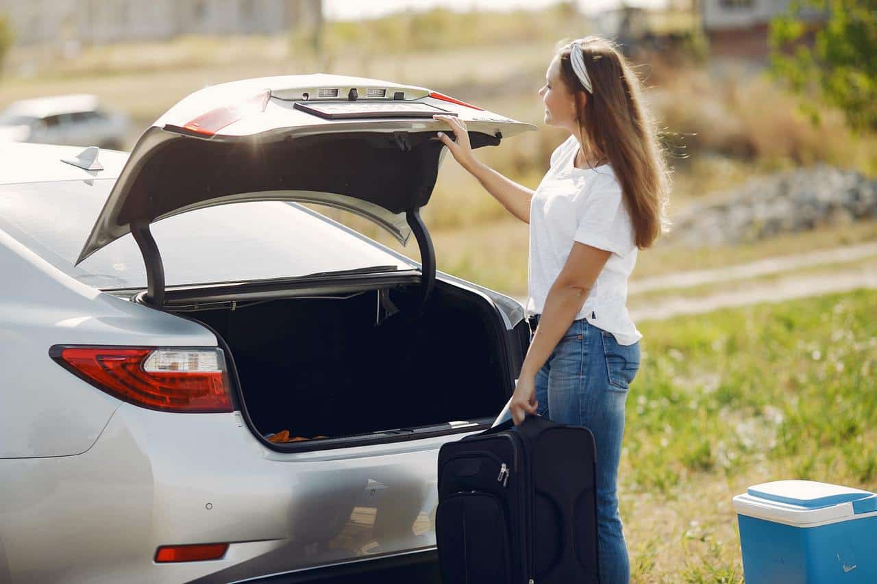 6 Valuable Tips For a Safe And Pleasant Road Trip With a Baby