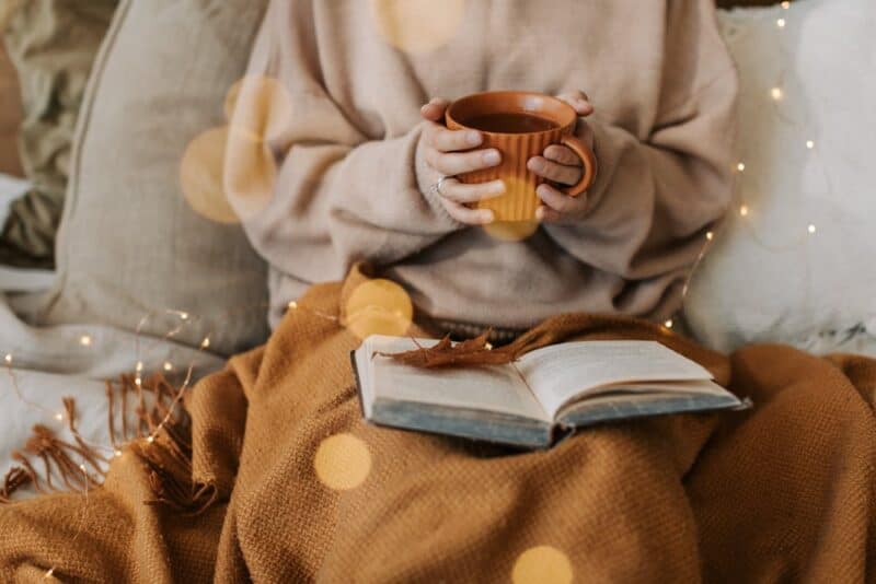 How to have a cosy night at home Cosy