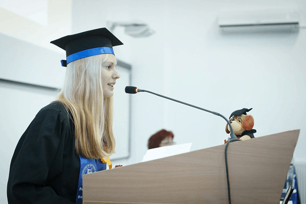 Deciding Whether to Pay for Your Child’s College Education