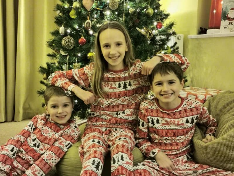 Pose for Cute Photos at Christmas Pose for Cute Photos at Christmas