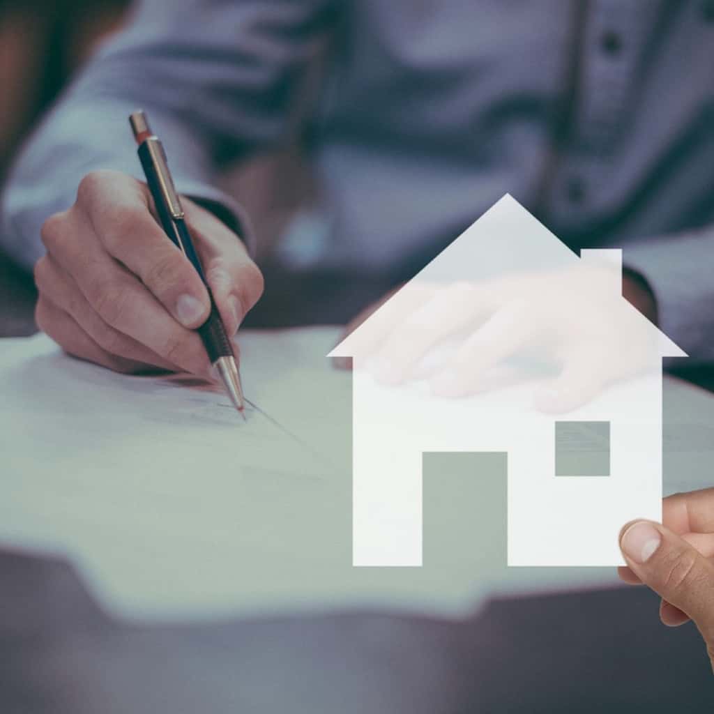 How to Save Money When You Take Out House Insurance