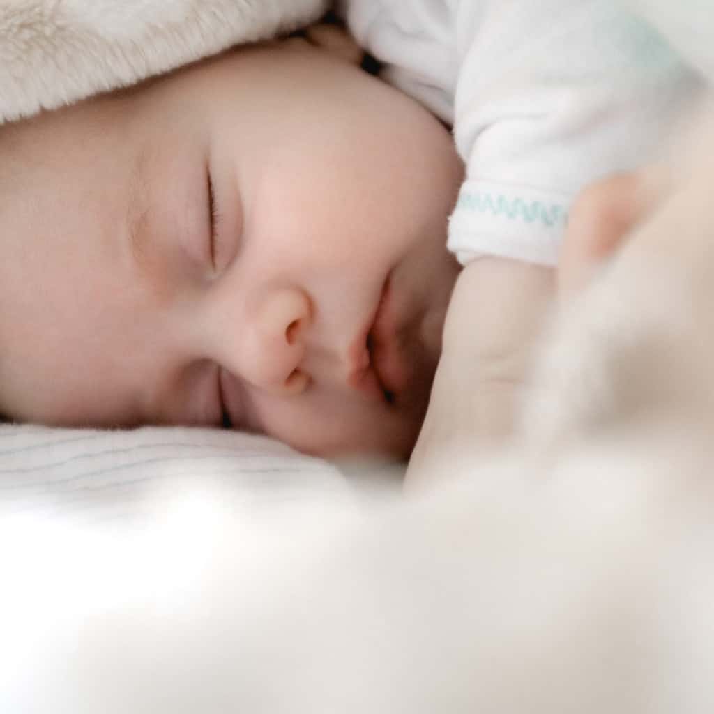 Guide To Buying Baby Clothes