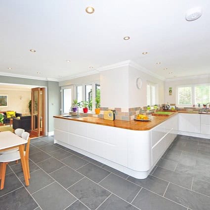 kitchen 1336160 640