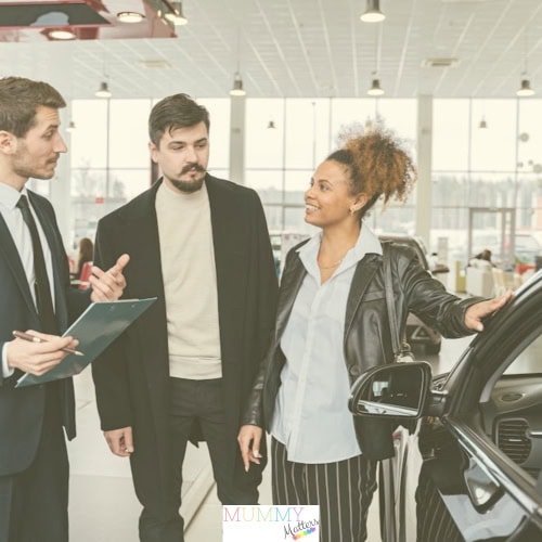 Choosing a good car dealership