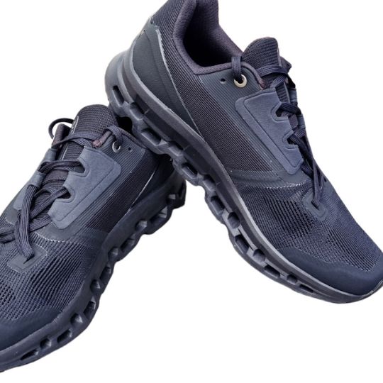 On Cloudstratus Running Shoes