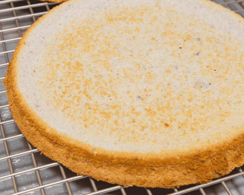 Cake cooling