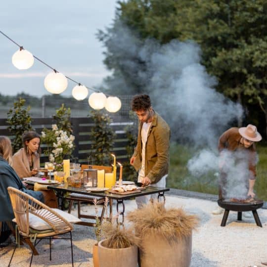 outdoor dining