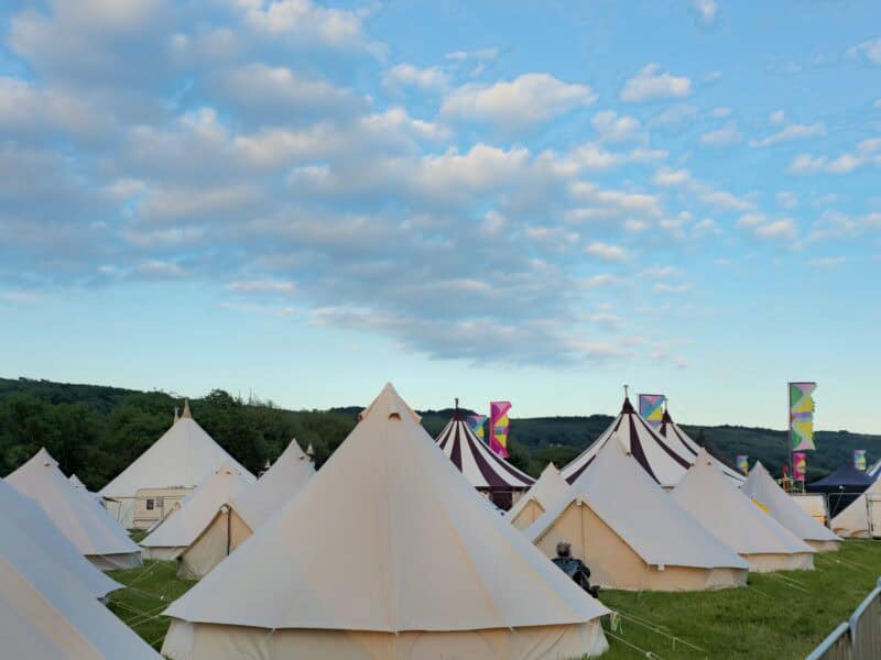 glamping v camping