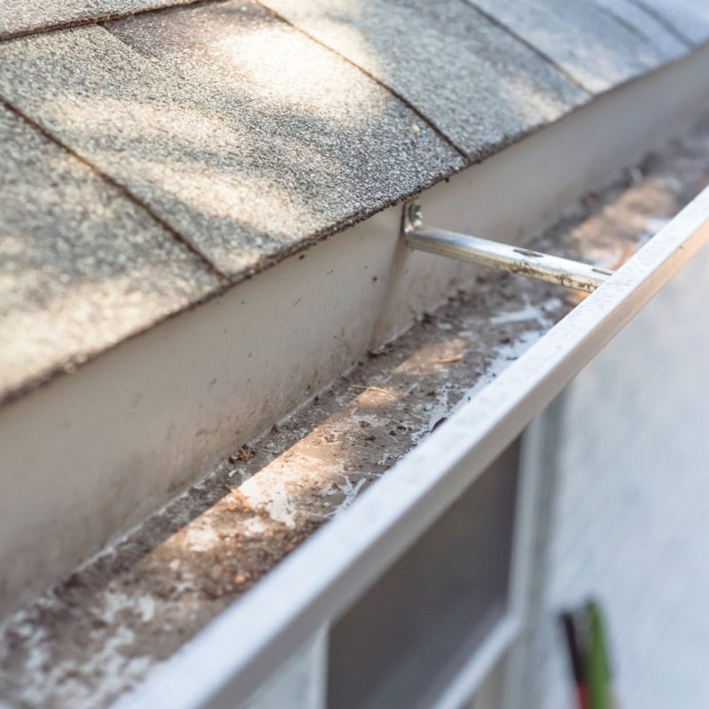 Hiring a Gutter-Cleaning Company