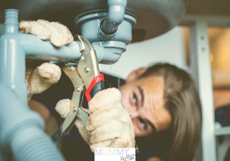 Emergency plumber