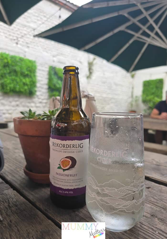 DrinksatTheWellington
