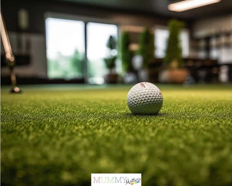 Indoor golf