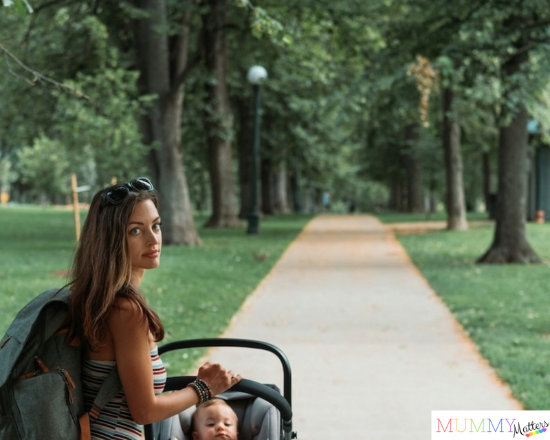 Pack breastfeeding accessories