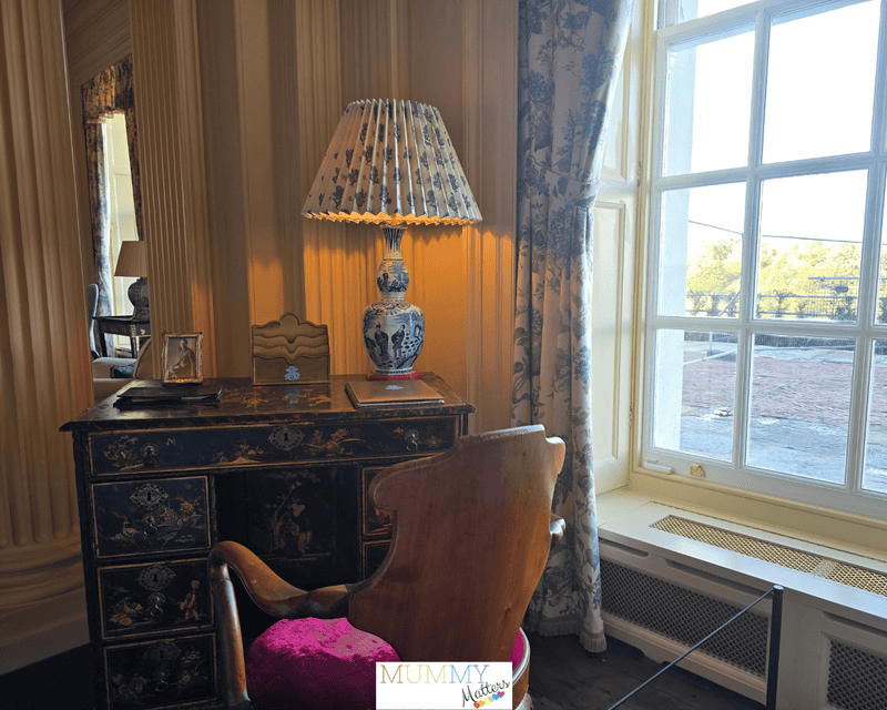 Trent Park House Philip Sassoon desk