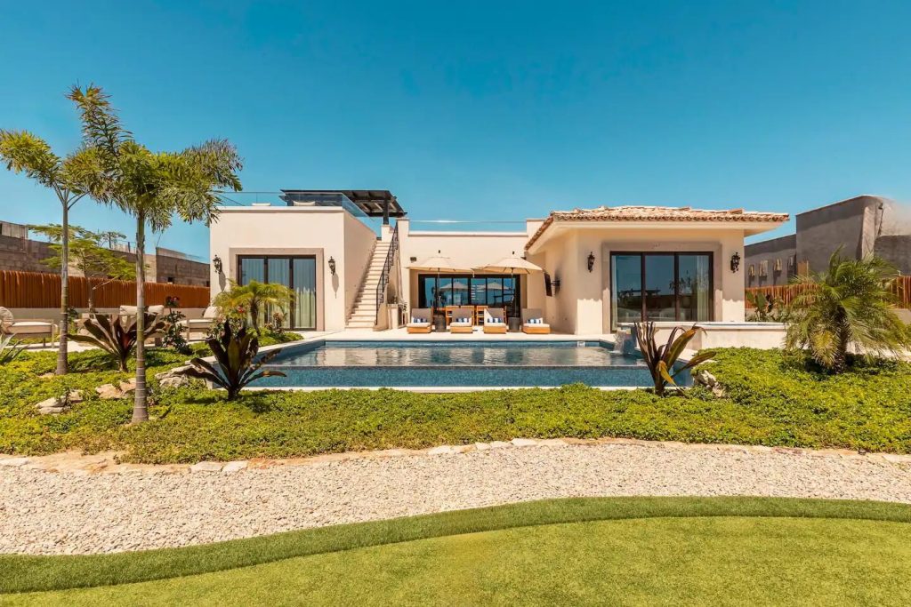 Las Casas 4, Diamante – Homes For Sale In Diamante Las Casas 4, Las Casas, Diamante: Rear Exterior With Pool