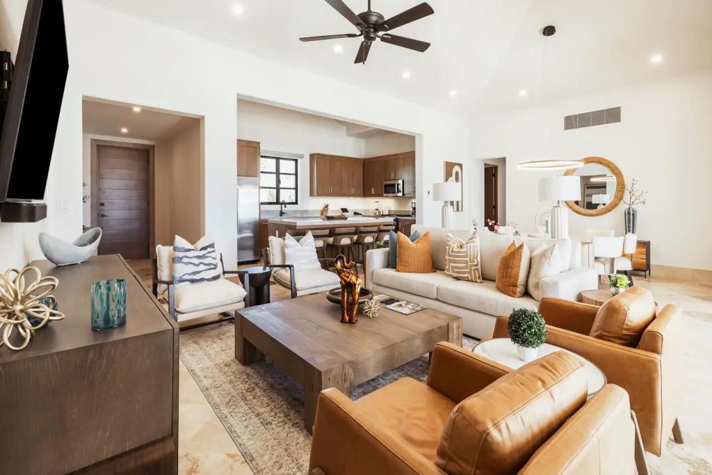 Las Casas 4, Diamante – Homes For Sale In Diamante Las Casas 4, Las Casas, Diamante: Living Room