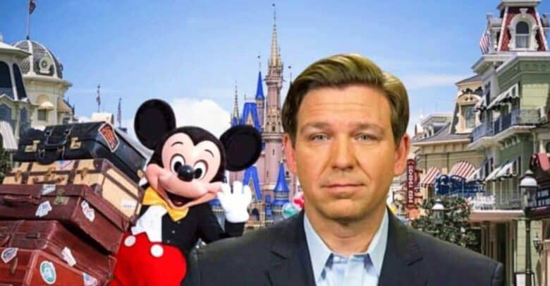 DeSantis and Mickey at Disney World