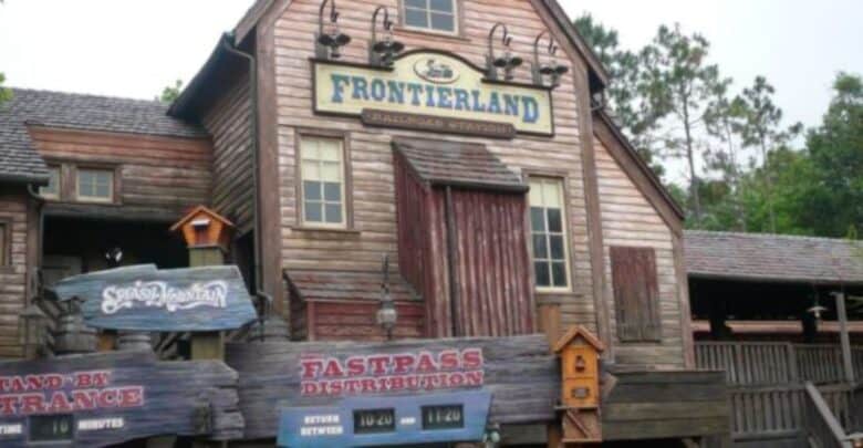 Shooting Arcade exterior in Frontierland at Walt Disney World Resort