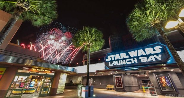 star-wars-launch-bay